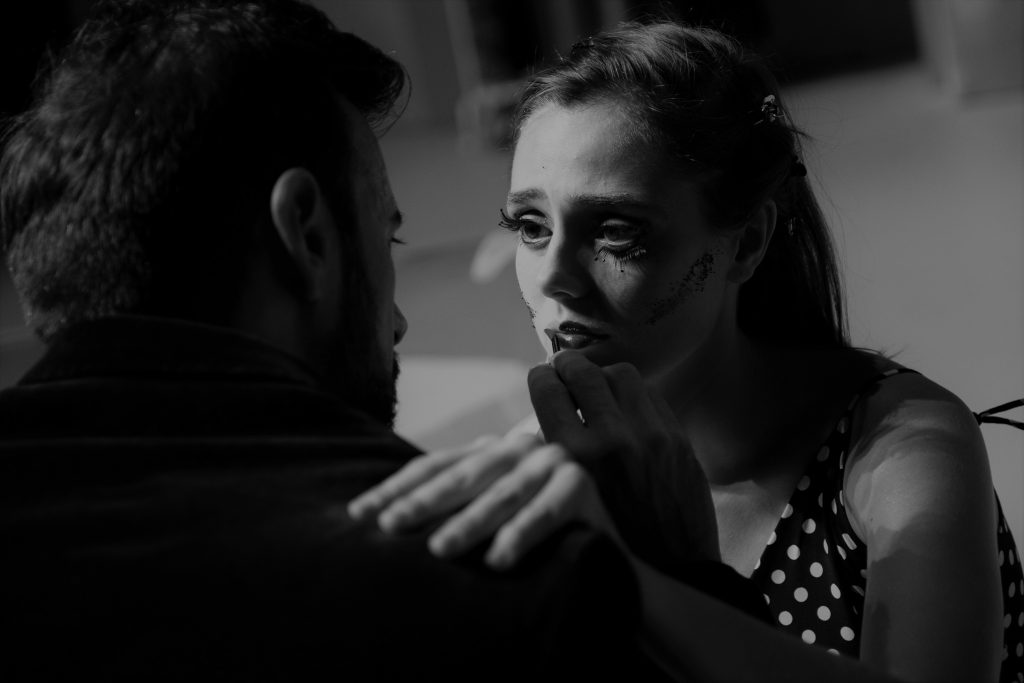 Crítica da peça A Doença da Juventude, de Ferdinand Brukner, na versão de Marta Dias, apresentada no Teatro Nacional D. Maria II a 28/12/2019 | INTRO